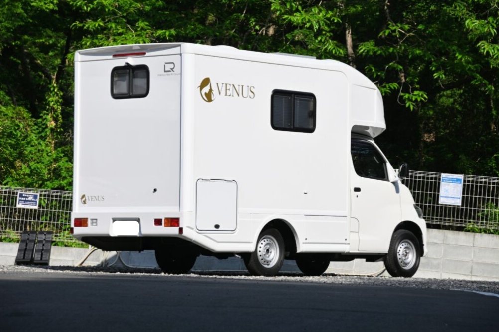 プレシャスモストRV 新型ライトキャブコン「VENUS」 画像3