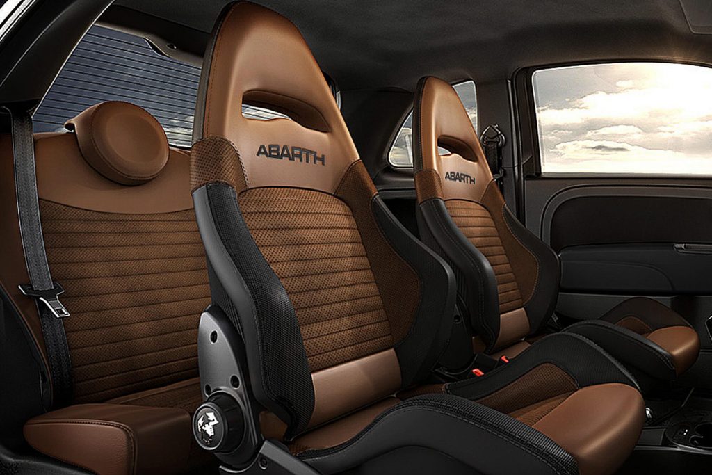 Abarth Limited Edition 695 Pelle Image 2