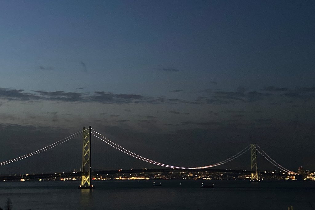 明石大橋