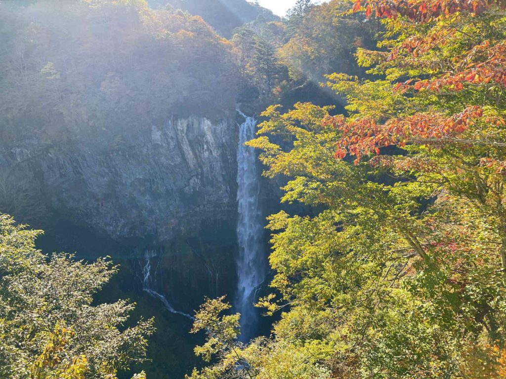 華厳の滝