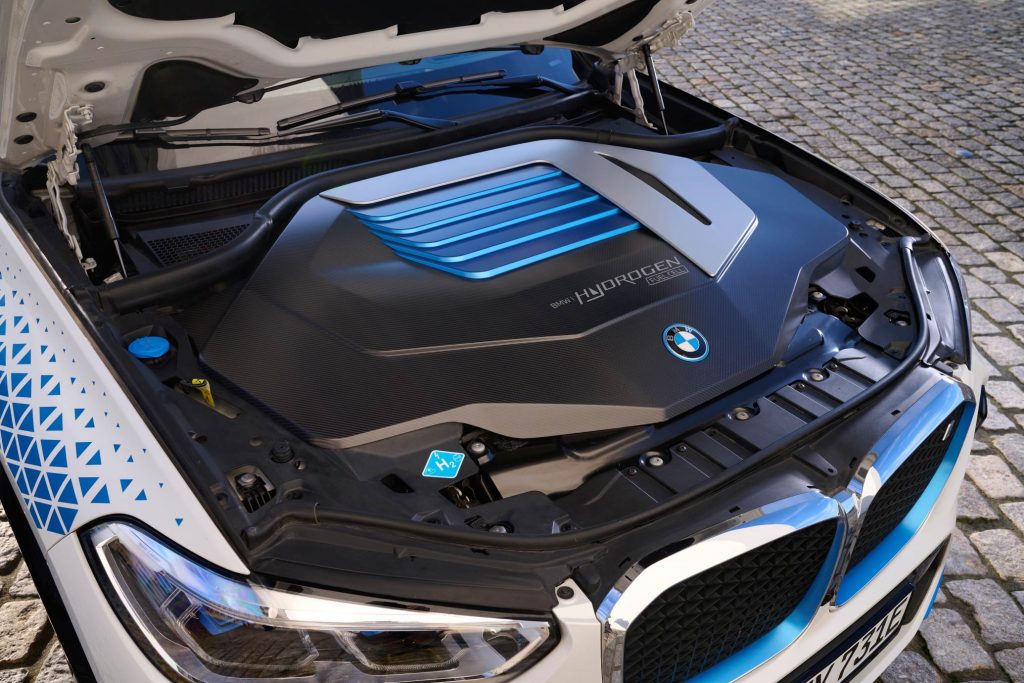 燃料電池実験車両「BMW iX5 ハイドロジェン」 画像5