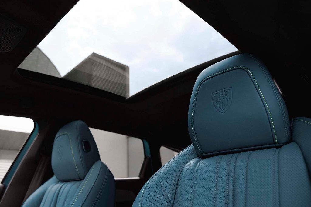 プジョー 特別仕様車 308 GT BlueHDi Blue Nappa Edition 画像4