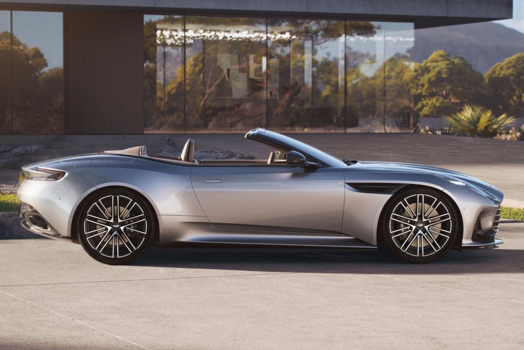 アストンマーティン 新型 DB12ヴォランテ 画像3