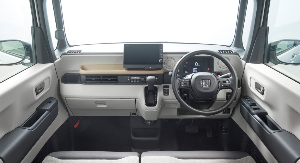 新型(3代目)N-BOX インテリア