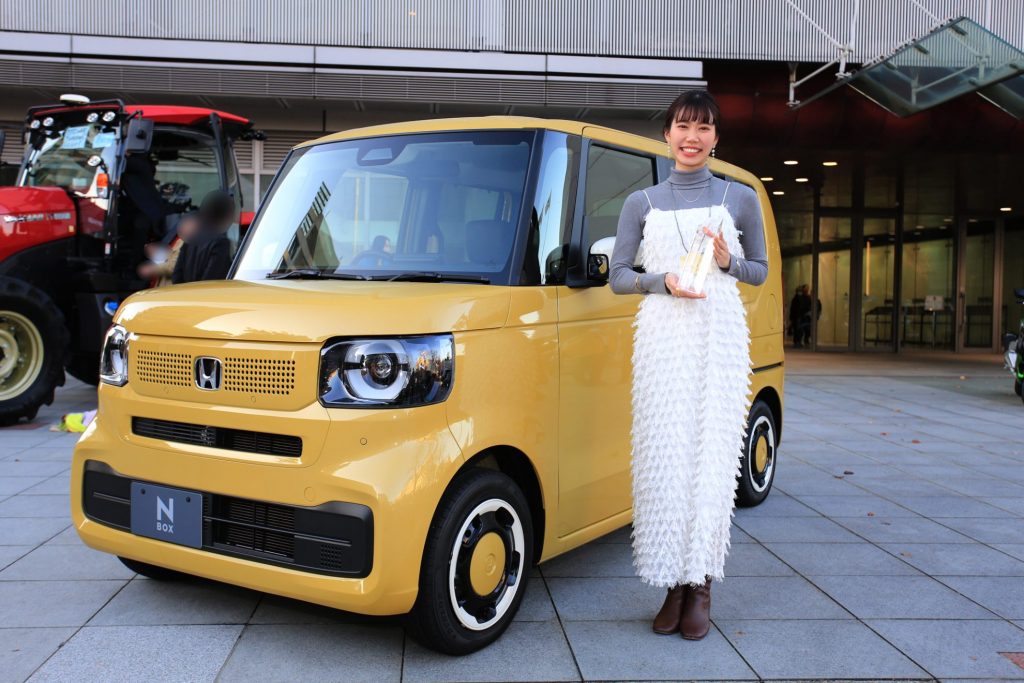 オートカラーアウォード2023 グランプリ ホンダ N-BOX 画像1