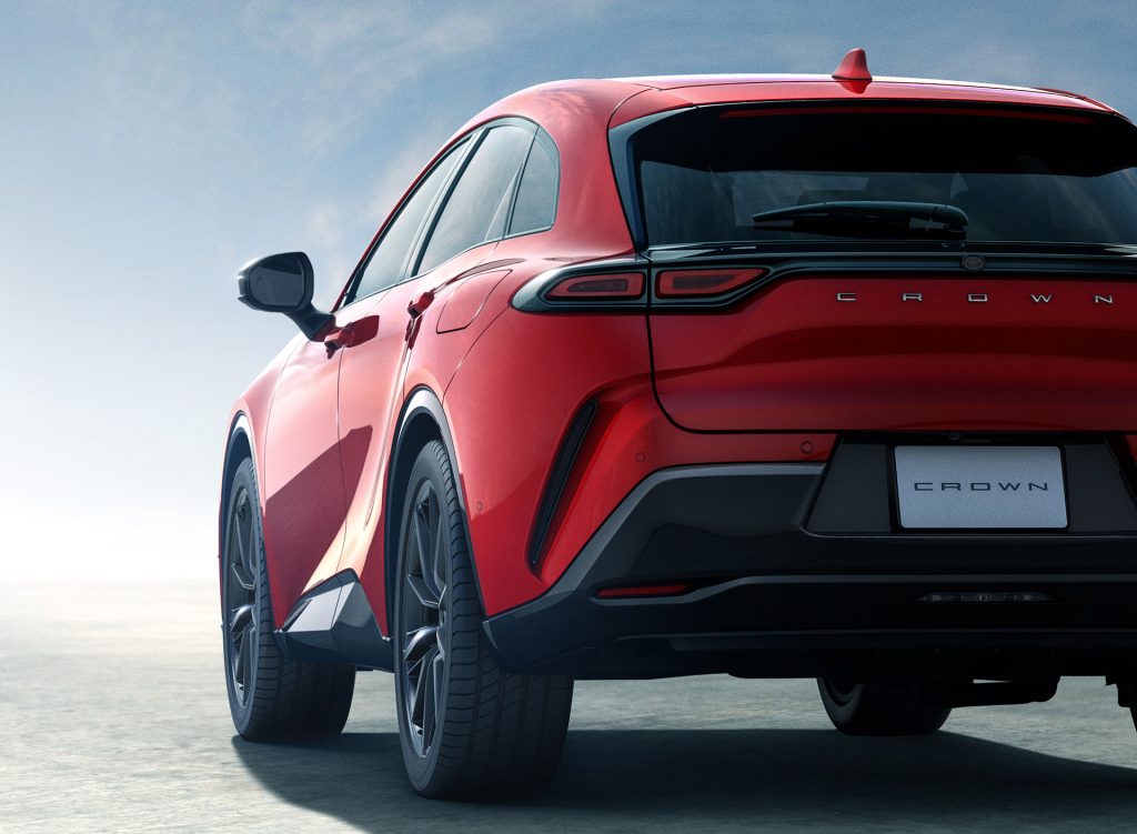 トヨタ クラウンスポーツ(PHEV) 画像3