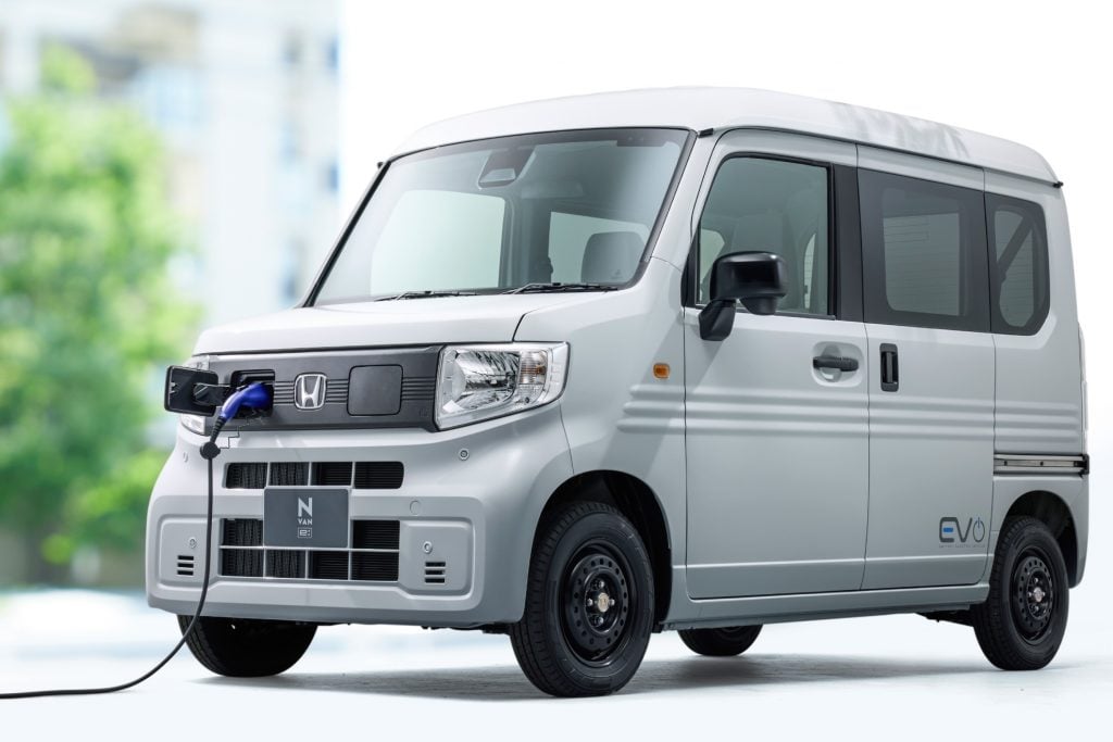 ホンダ 新型「N-VAN e:」用純正アクセサリー発売 EVならではのアイテム充実 | 中古車なら【グーネット】