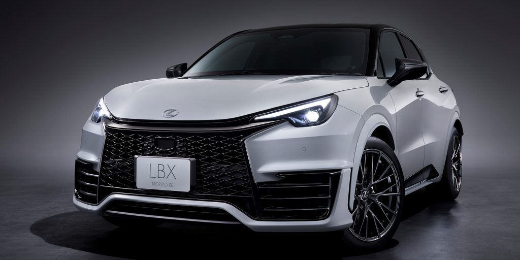 レクサス 「LBX」国内初のMT車“MORIZO RR”新設定 スポーティ特化