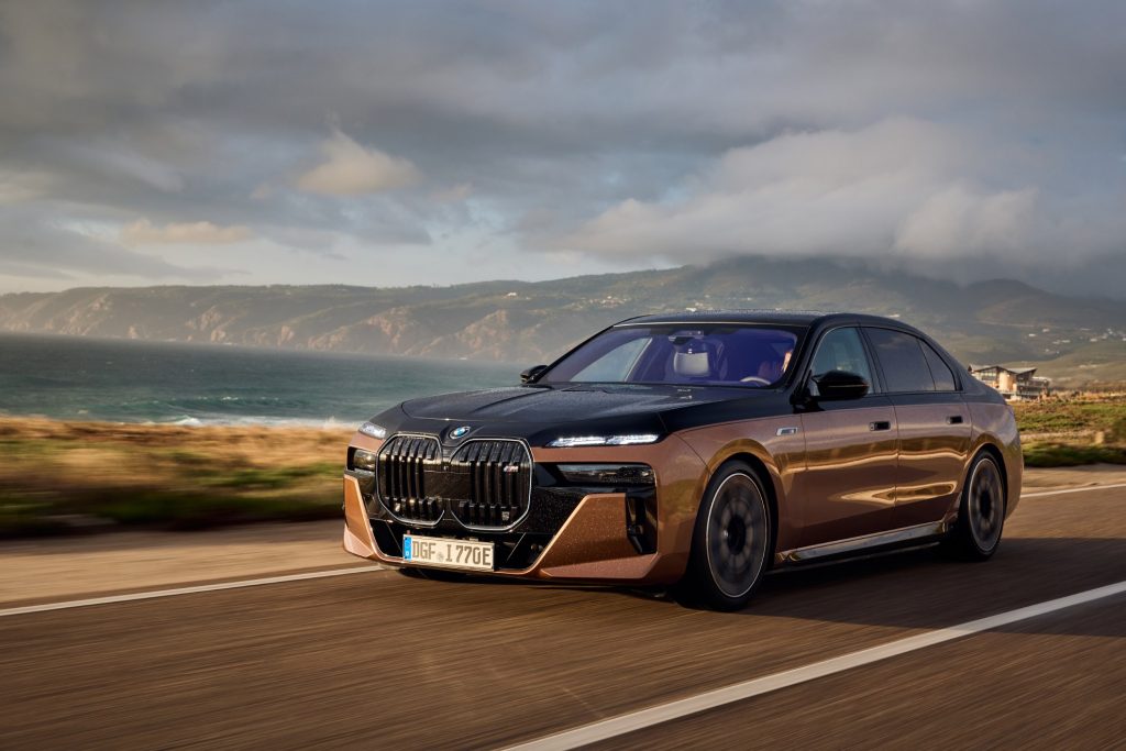 BMW i7 M70 xDrive 画像