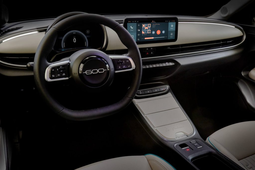 フィアット 新型EV 600e 画像4