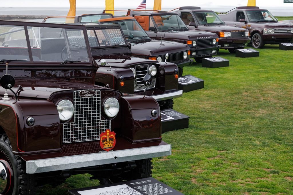 エリザベス2世女王陛下が使用した「RANGE ROVER」と「DEFENDER」の特別展示