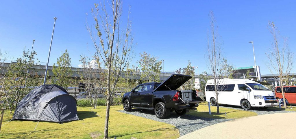 WEINS PARK U-BASE CAMP