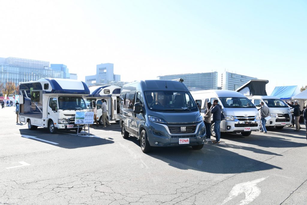 お台場キャンピングカーフェア会場写真3