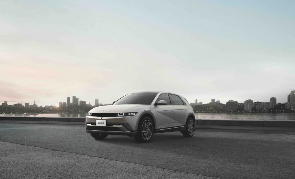 The new IONIQ 5(ザ ニュー アイオニック 5)