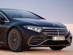 メルセデス・ベンツ 新型「EQS」予約開始！ “クロームルーバー”新フェイスで先進感を表現