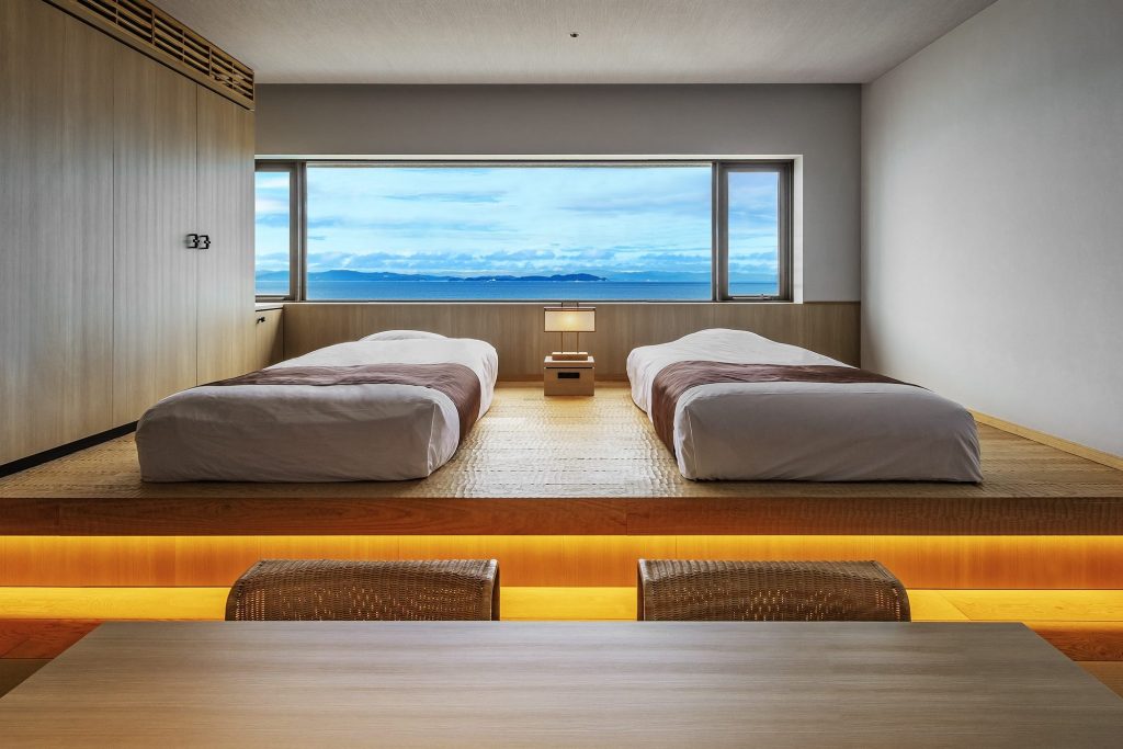 客室は全て、海を望めるワイドビュー