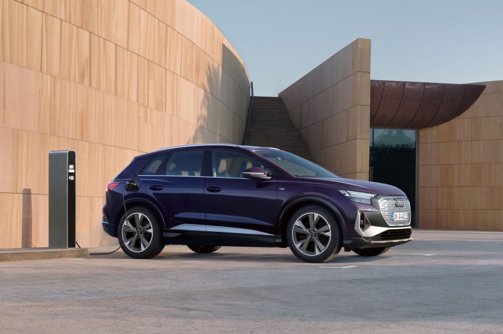 Q4 45 e-tron / Q4 スポーツバック 45 e-tron1