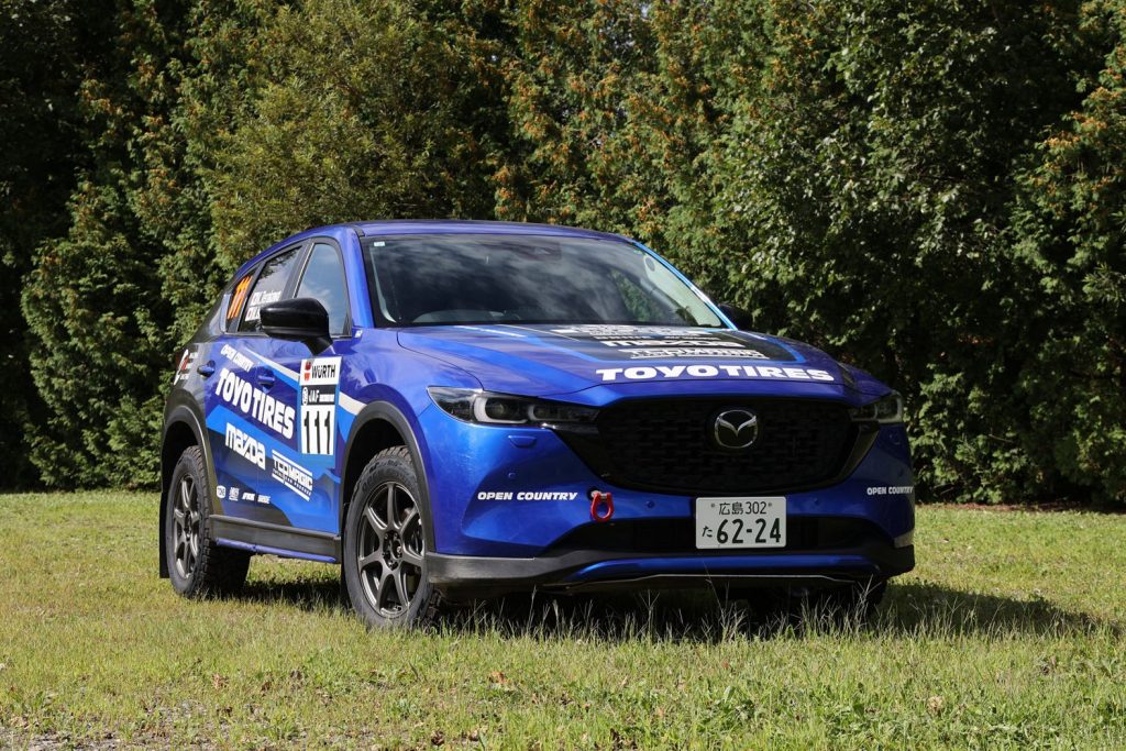 「TOYO TIRES MAZDA CX-5（トーヨータイヤズ マツダ CX-5）」