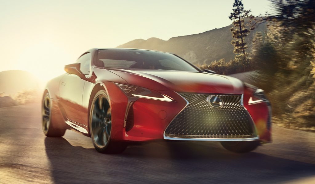 LC500(ラディアントレッドコントラストレイヤリング・北米仕様)