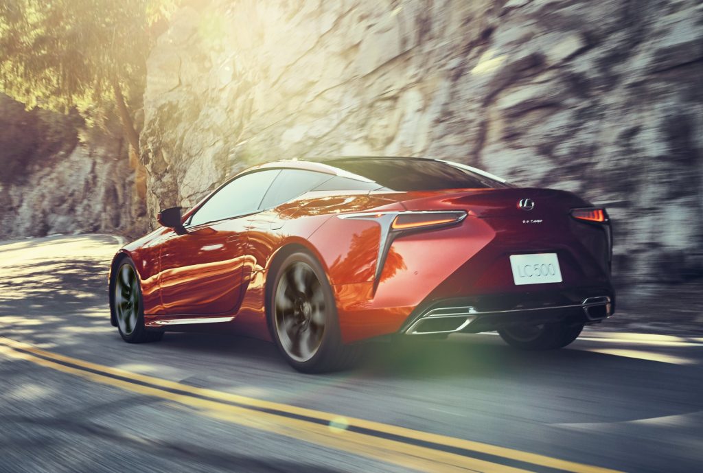 LC500(ラディアントレッドコントラストレイヤリング・北米仕様)2