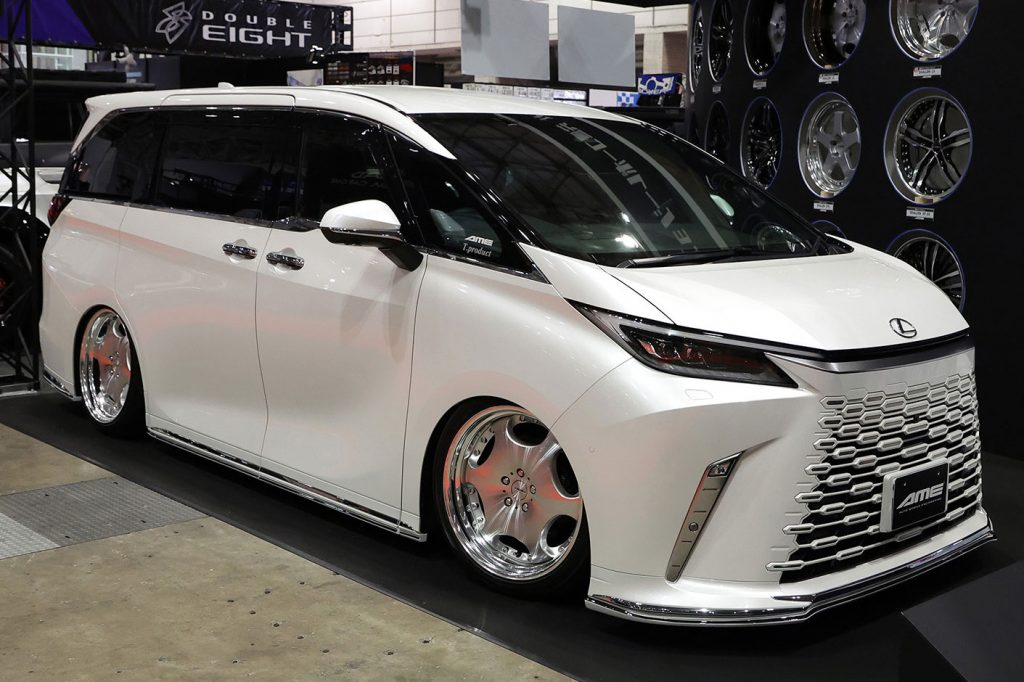 AME Wheels(共豊コーポレーション):T-product LEXUS LM