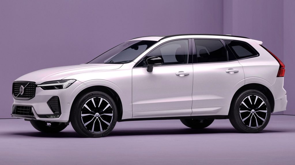 ボルボ XC60 ウルトラ B5 AWD ダークエディション 画像1