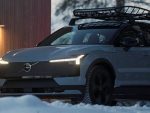 ボルボ 新型SUV「EX30 クロスカントリー」 電動モデルでも侮れないオフロード性能