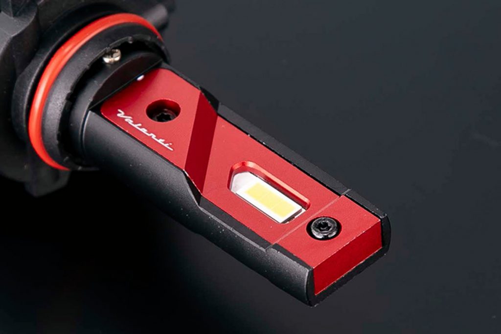 ヴァレンティ 200系ハイエース専用ハイビームLEDバルブ 画像3