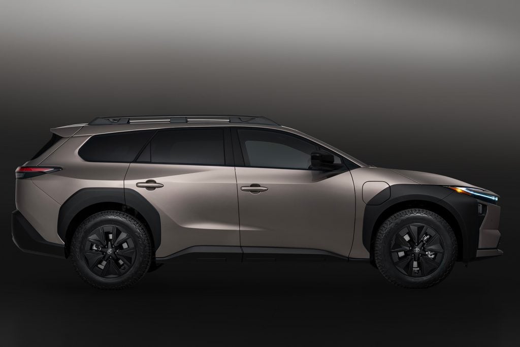 トヨタ bZウッドランド（北米仕様車） 画像３