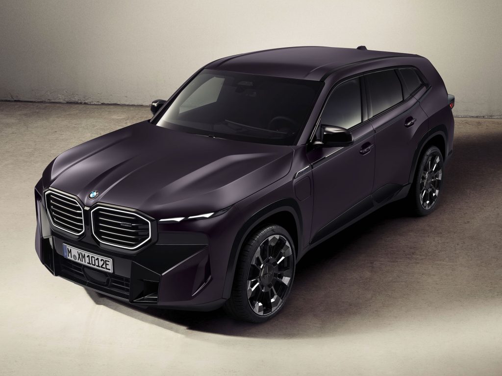 BMW XM by Kith 画像2