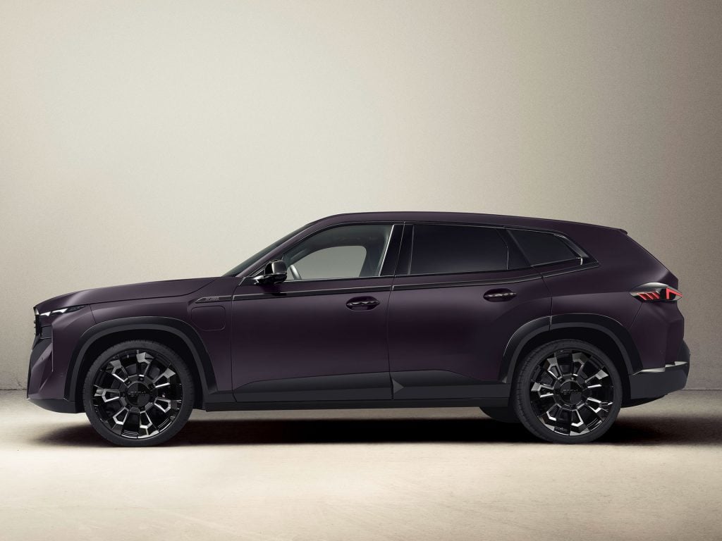 BMW XM by Kith 画像4