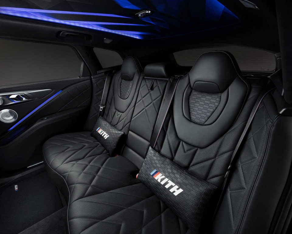 BMW XM by Kith 画像8