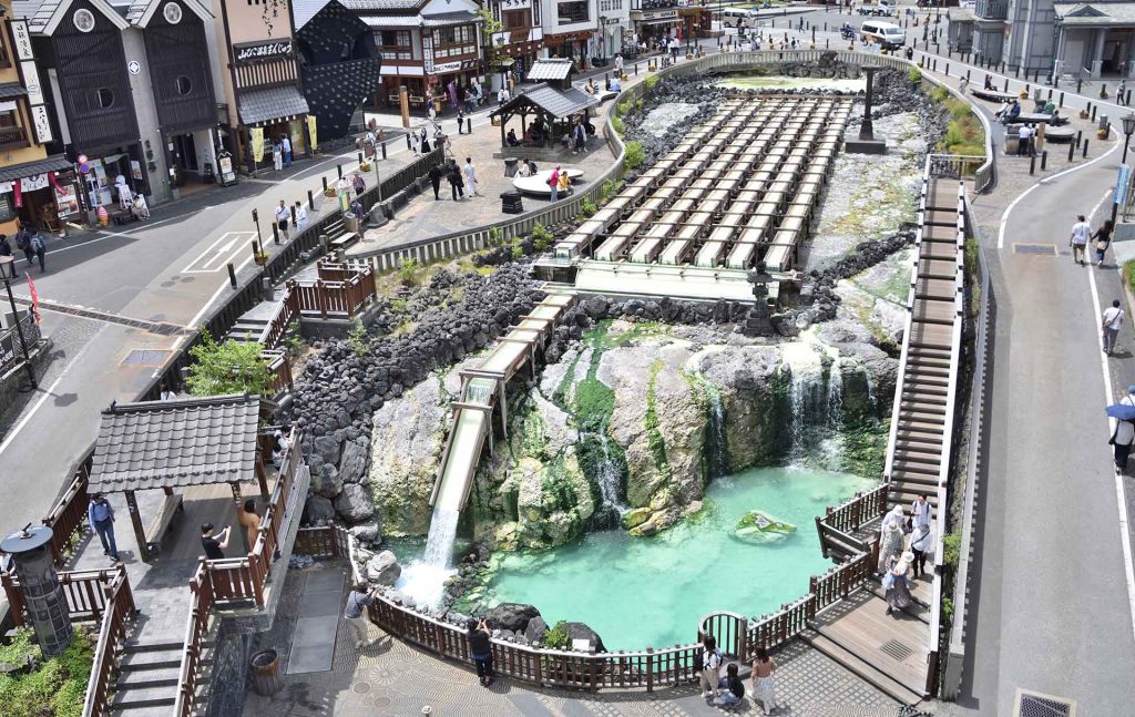 草津のシンボル「湯畑」