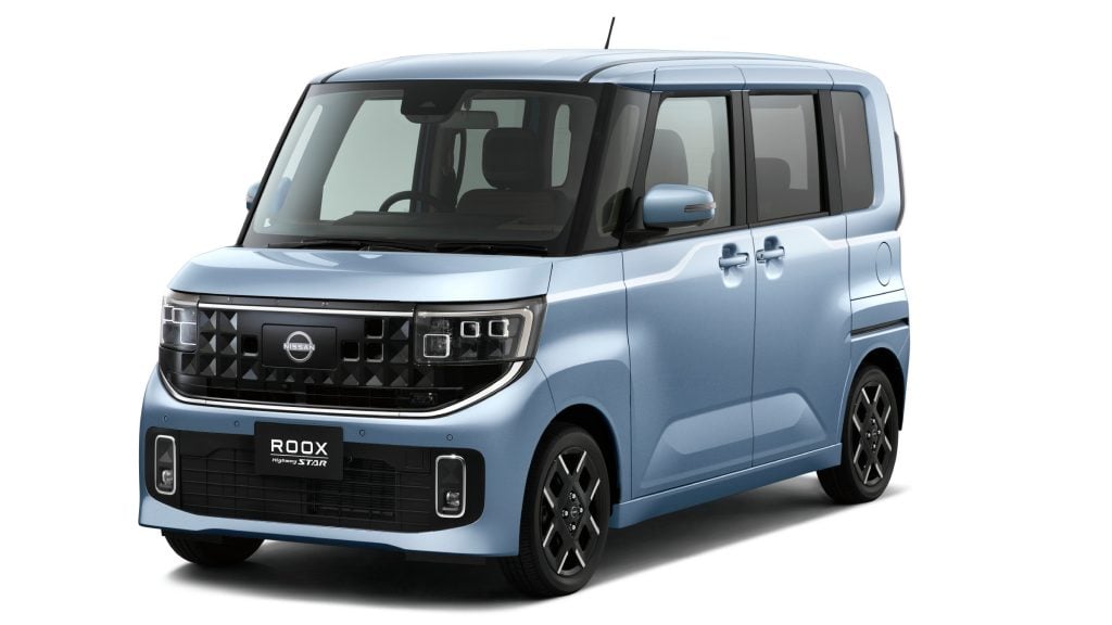 日産 新型 ルークス ソルベブルー