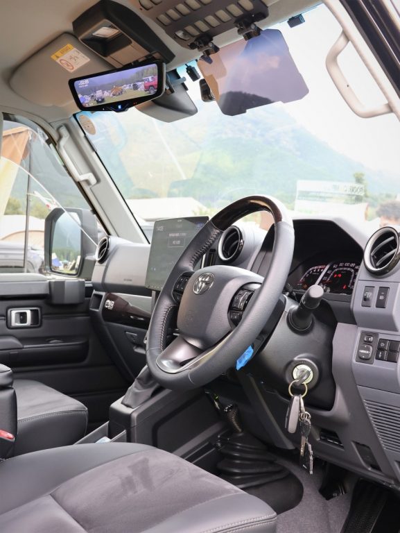 GO OUT ランクル70 画像11