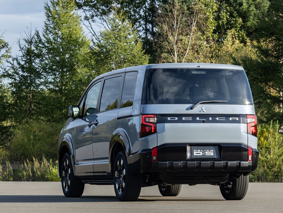 三菱 デリカD:5 画像2