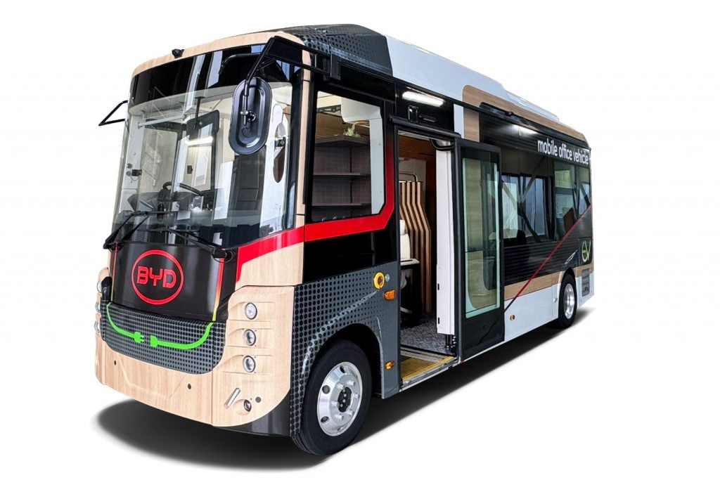 BYD J6 リビングカー