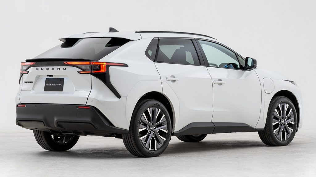 スバル ソルテラ 画像3