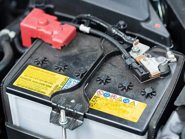 自分でやる車のバッテリー交換の方法 手順 車検や修理の情報満載グーネットピット