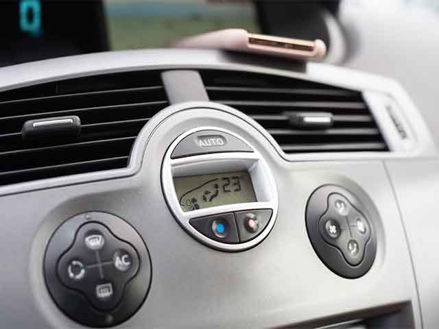 車のエアコンが走らないと冷えない原因は 対処方法や修理先 修理代を解説 車検や修理の情報満載グーネットピット