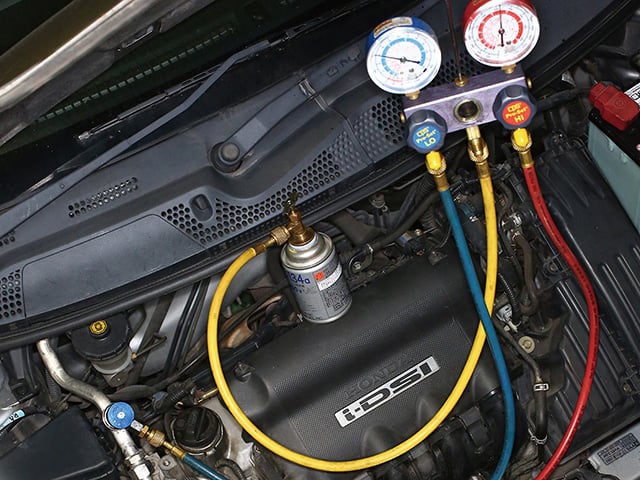 カーエアコンの仕組みとは？パーツや機能を解説！エアコンメンテ塾